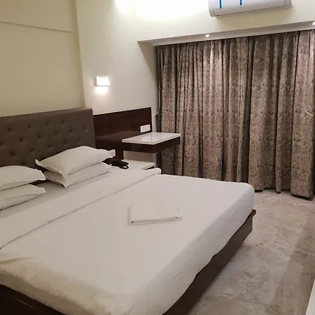 Hotel Milan International-3